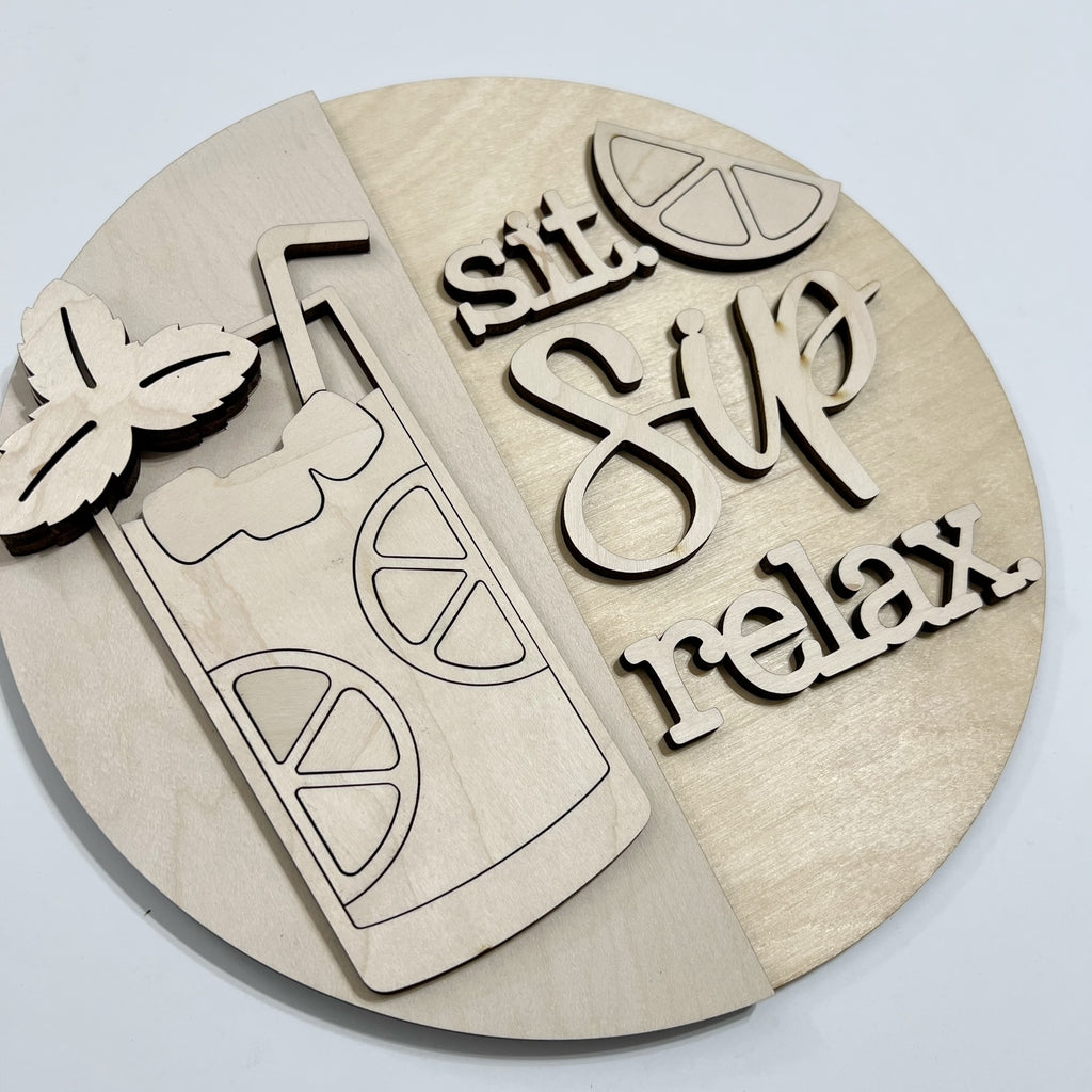 Homebody Accents Metallschild "Sit, Sip, Relax, Enjoy" - 15,2x40,6 Cm, Wetterfest Für Terrasse, Garten & Haus