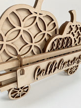 Interchangeable Wagon with Seasonal Banner and Inserts