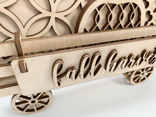 Interchangeable Inserts with Banners for Wagons and Raised Shelf Sitter