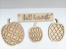 Interchangeable Inserts with Banners for Wagons and Raised Shelf Sitter