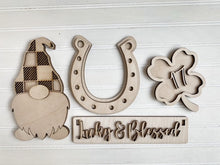 Interchangeable Inserts with Banners for Wagons and Raised Shelf Sitter