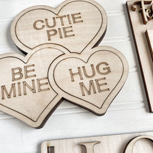 Interchangeable Inserts with Banners for Wagons and Raised Shelf Sitter