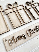 Interchangeable Inserts with Banners for Wagons and Raised Shelf Sitter