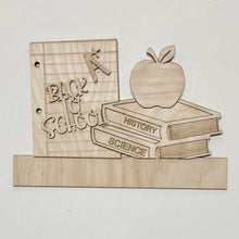 Interchangeable Welcome Round Doorhanger and Inserts