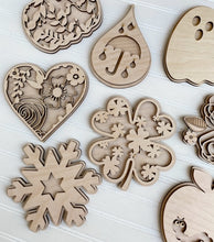Welcome To Our Home Interchangeable Doorhanger with 12 Seasonal Inserts