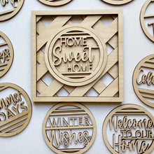 Interchangeable Lattice Shelf Sitter with 12 Round Seasonal Inserts