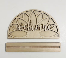 Sunflower Welcome Half Circle Shelf Sitter