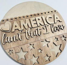 America Land That I Love Star Cutouts and Heart Scallops Round Doorhanger