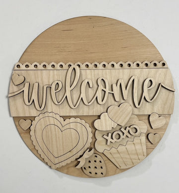 Welcome Valentine's Day XOXO Hearts Love Round Doorhanger 10