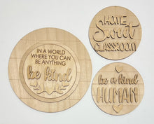 Round Interchangeable Sign with 3 Inserts 10"