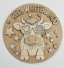 Cute Cow Red, White, & Moo Patriotic Stars Round Doorhanger 10"