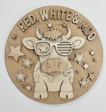 Cute Cow Red, White, & Moo Patriotic Stars Round Doorhanger 10