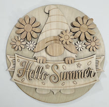 Hello Summer Gnome with Banner and Flowers Round Doorhanger 10"