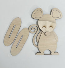 Mouse Standing Shelf Sitter with Interchangeable Seasonal Hats