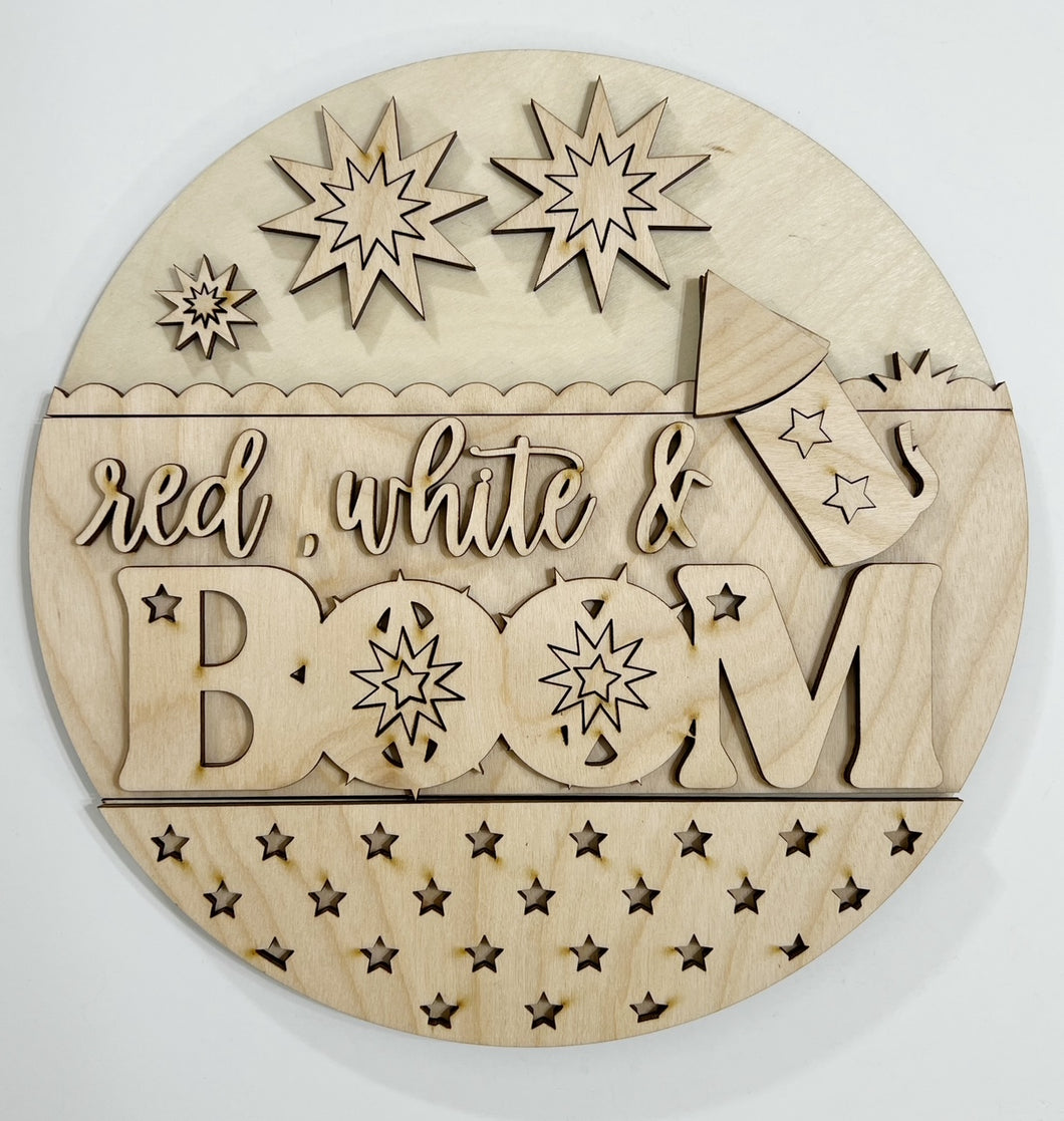 Red, White & Boom Patriotic Fireworks Firecracker Round Doorhanger