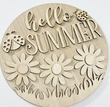 Hello Summer Triple Flowers Ladybug Round Doorhanger