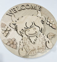 Welcome Highland Cow Flowers Round Doorhanger