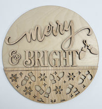 Merry & Bright Christmas Bulbs Holiday Round Doorhanger 12"