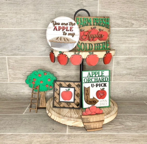 Apple Pie Tiered Tray Set