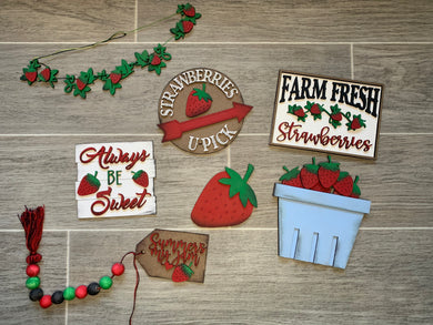Strawberries Tiered Tray Set