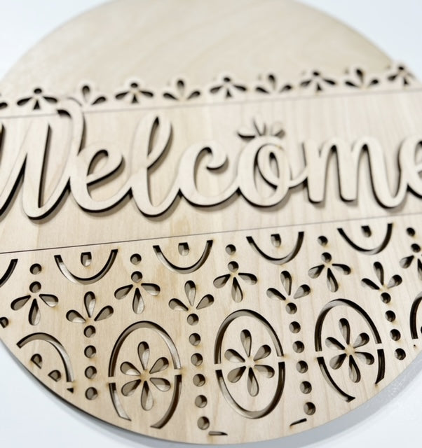 Welcome Fancy Cutout with Scallops Round Doorhanger – Sawdust & Swirls