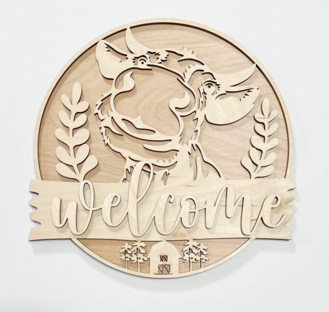 Welcome Banner Cow With Barn & Trees Round Doorhanger