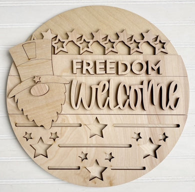 Freedom Gnome Welcome Round Doorhanger