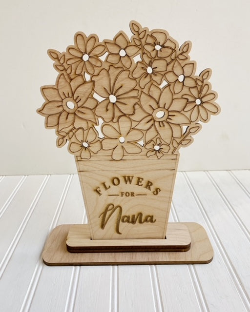 Wooden Flower Holder for Mom Fresh Picked Flower Holder Garden Flowers  Display Flowers for Mom 