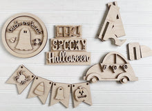 Eek! Spooky Halloween Tiered Tray Set