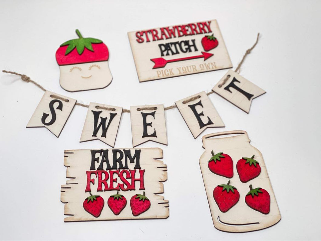 Strawberry Patch Tiered Tray Set
